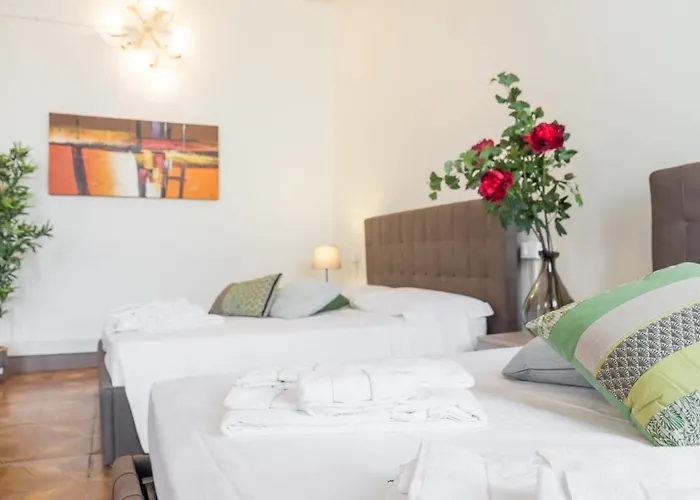 Riva Palace Apartments By Wonderful Italy